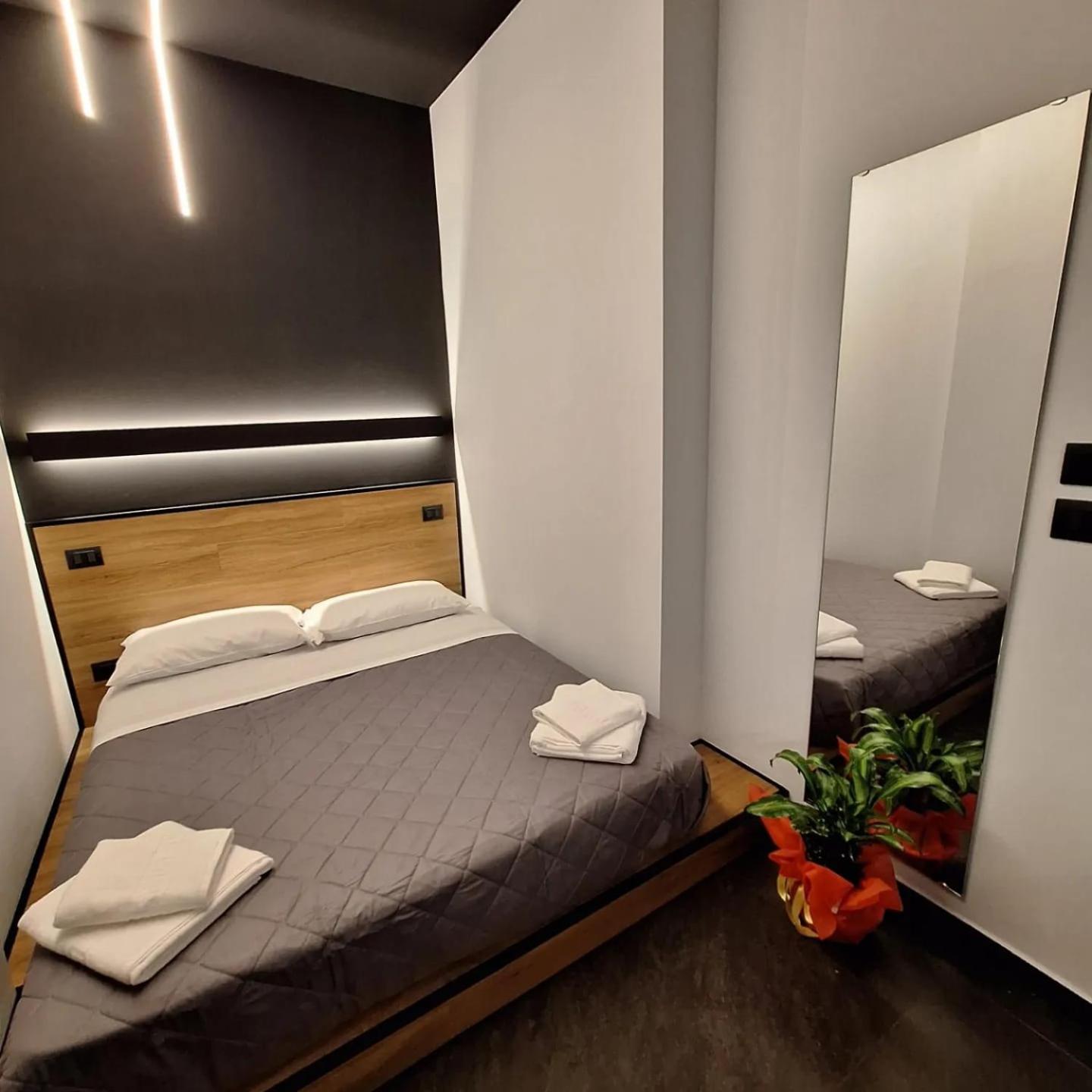 Dark & Light Rooms & Luxury Suites Катания Экстерьер фото