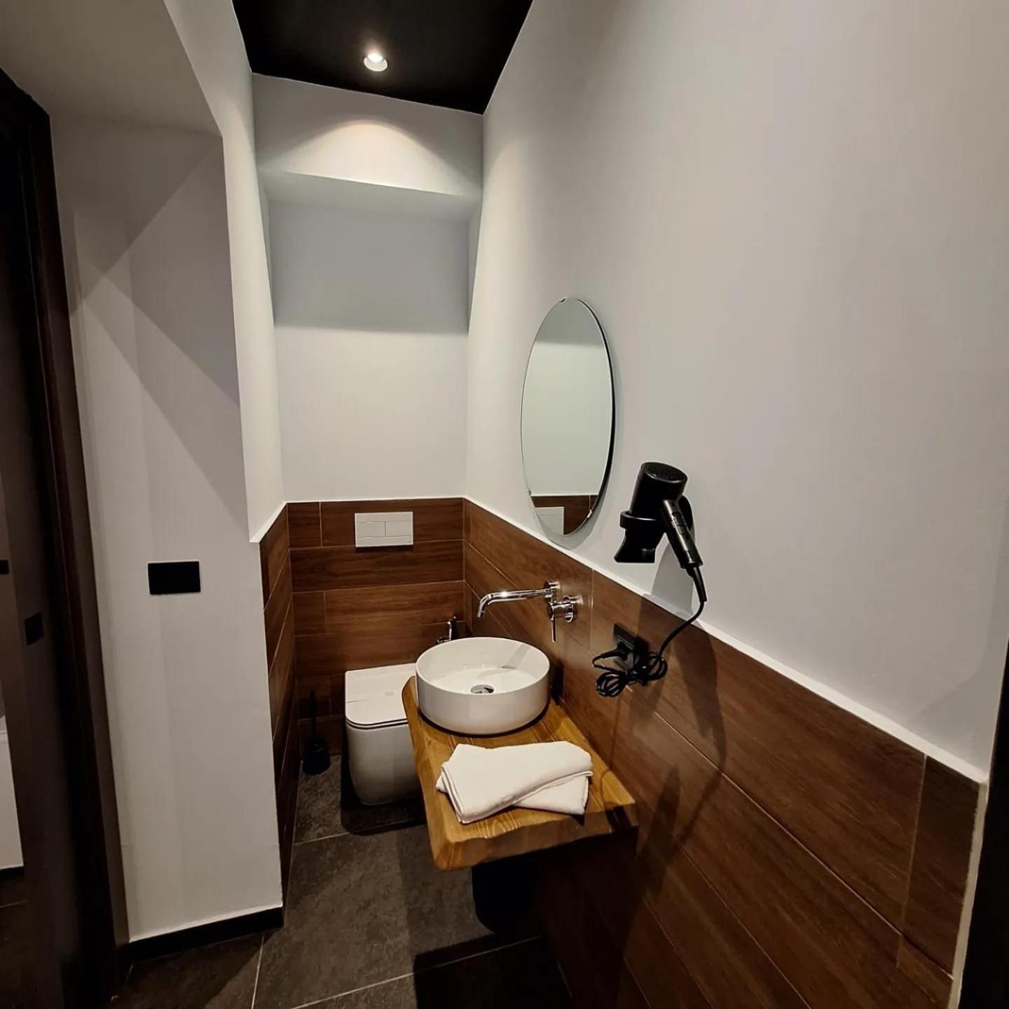 Dark & Light Rooms & Luxury Suites Катания Экстерьер фото