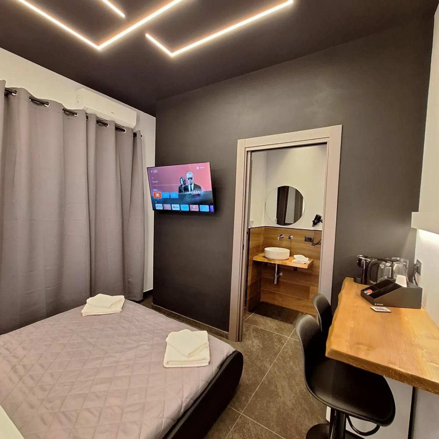 Dark & Light Rooms & Luxury Suites Катания Экстерьер фото