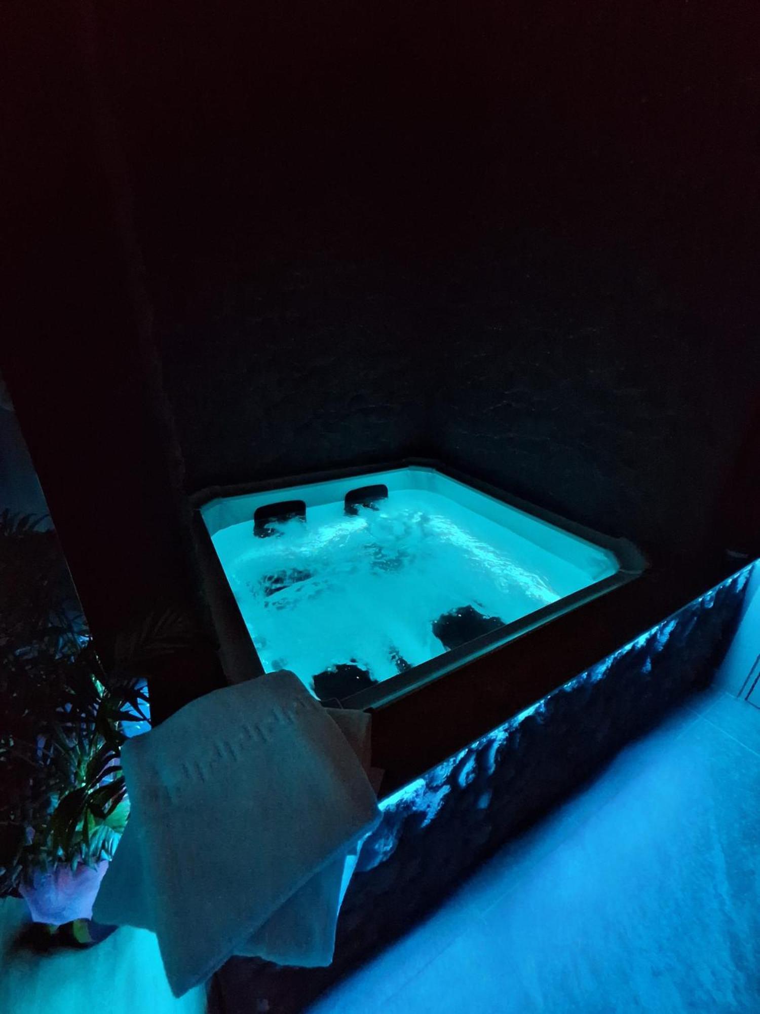 Dark & Light Rooms & Luxury Suites Катания Экстерьер фото